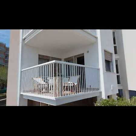 In 43993 Apartamento